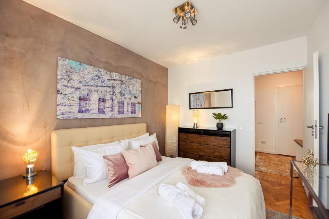 Spectacular Views & Modern Comfort: Your Dream Duplex In Central Bucharest Apartment Luaran gambar